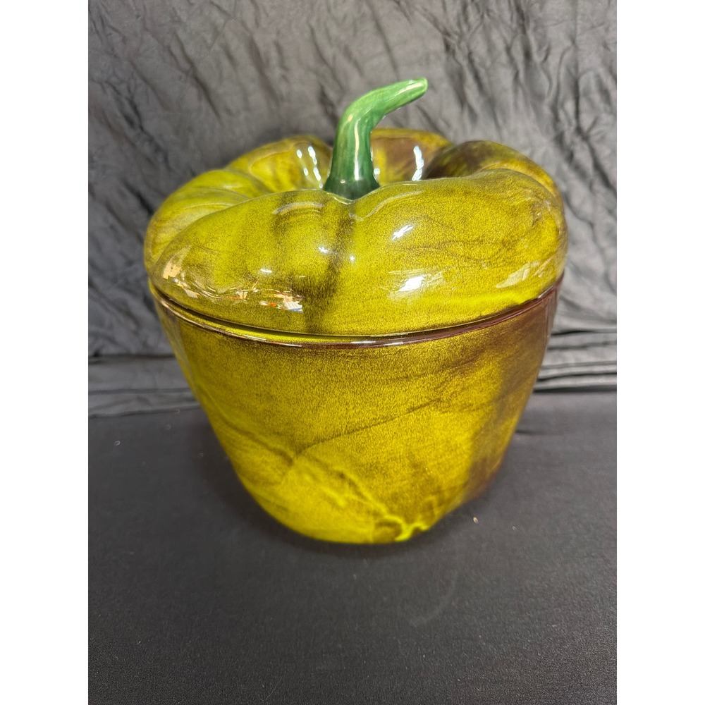 Vintage Holiday Designs Green Bell Pepper Ceramic Cookie Jar Canister H4047 USA